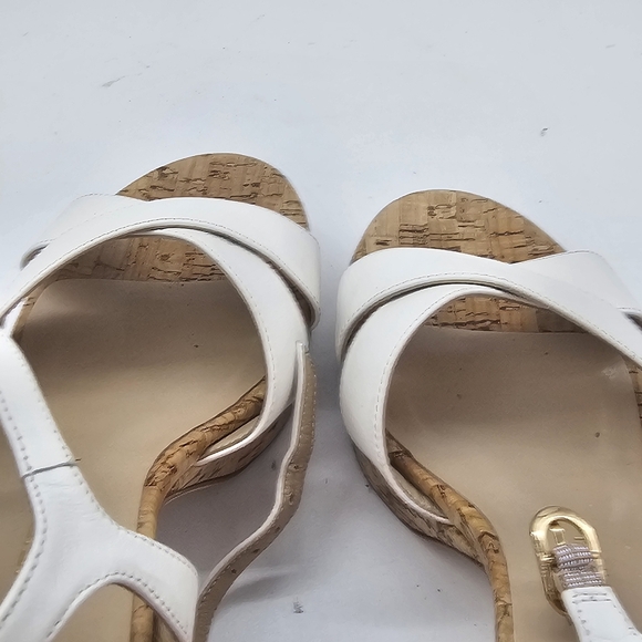 Stuart Weitzman Dayna White Platform Sandals Size 6B - Picture 11 of 12